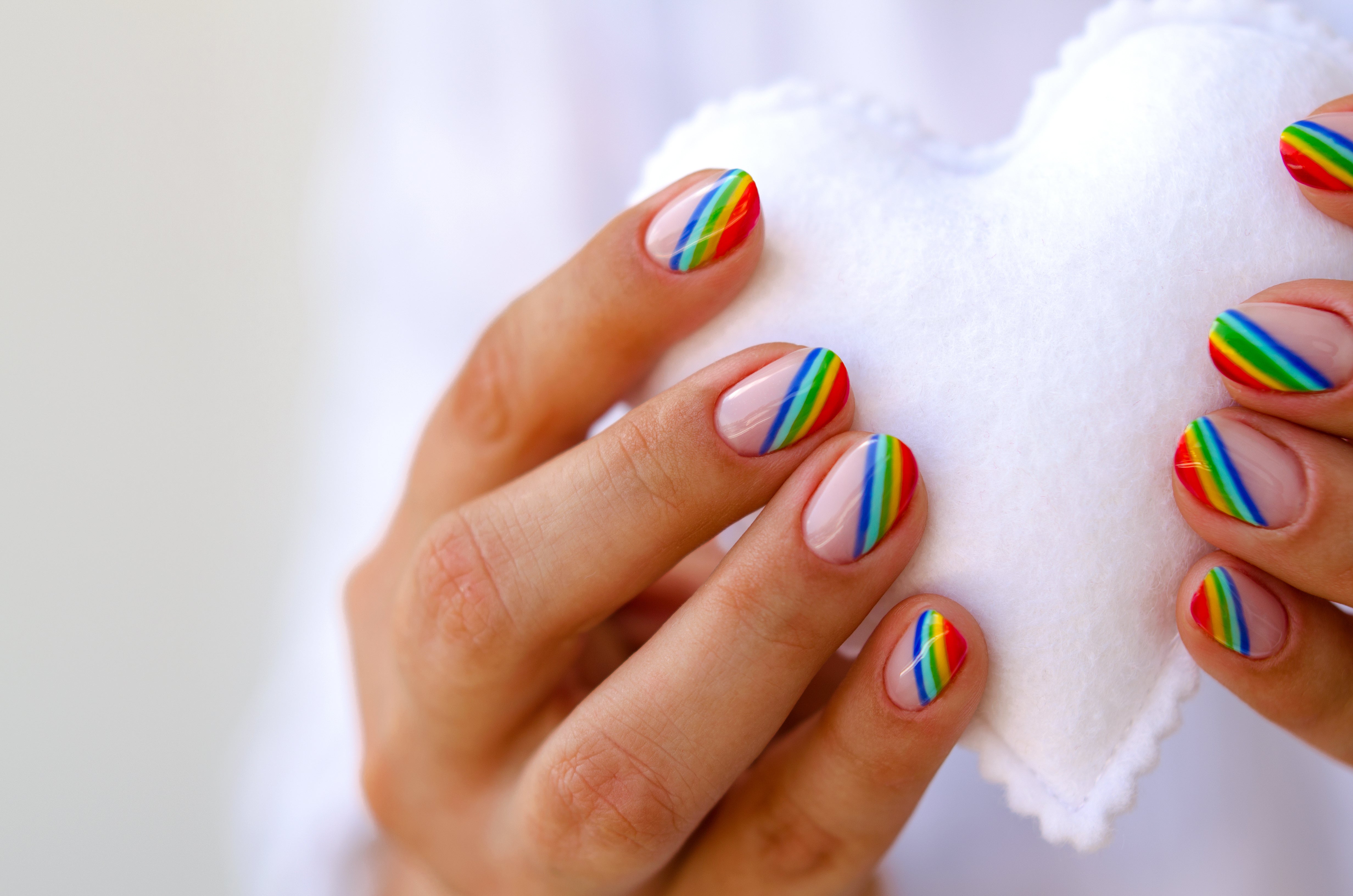 Pride Nails | V Beauty Pure – Valentino Beauty Pure